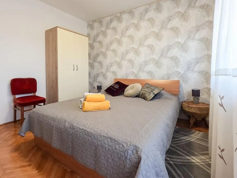Apartment Margi Pula 0*,  Croatia